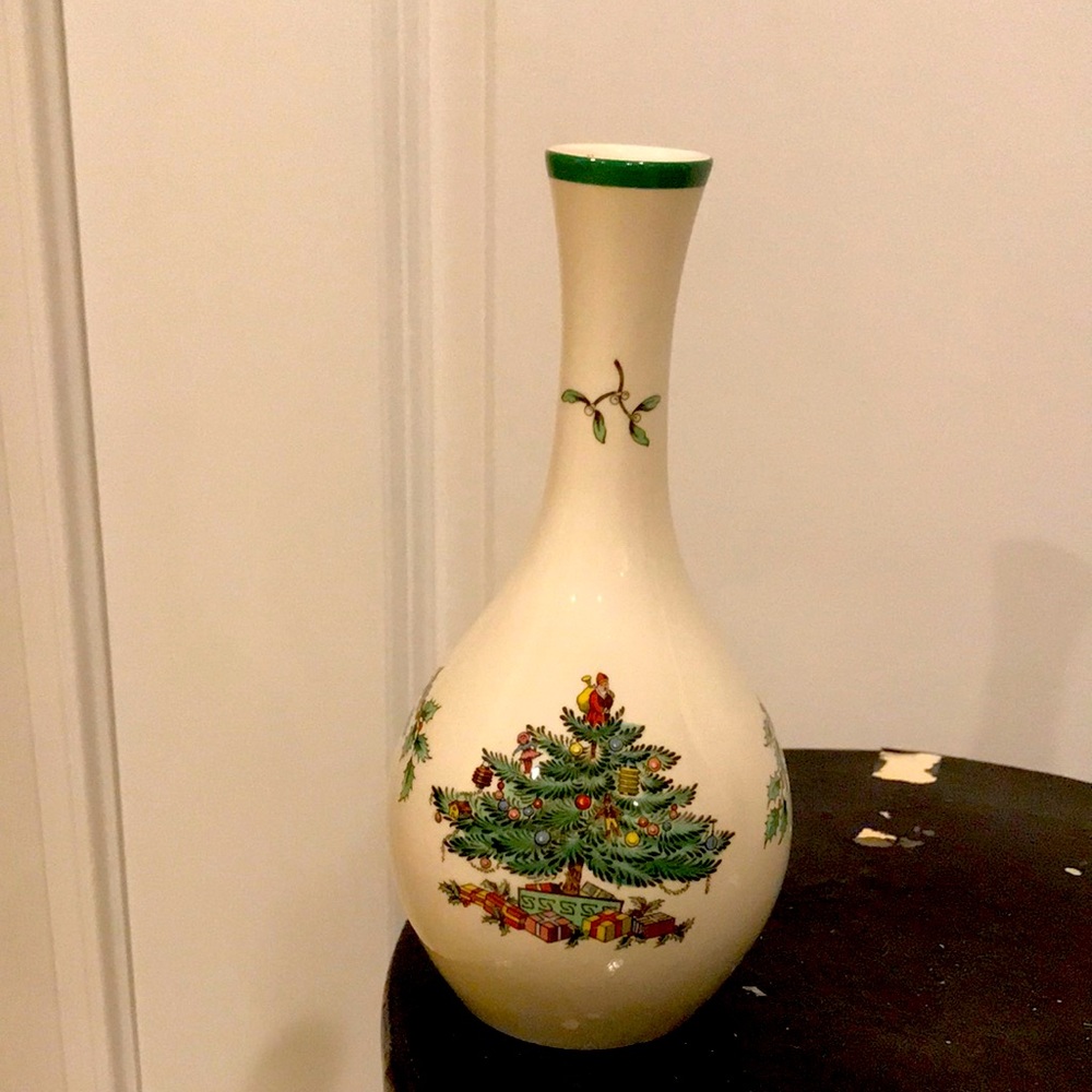 Spode Christmas vase